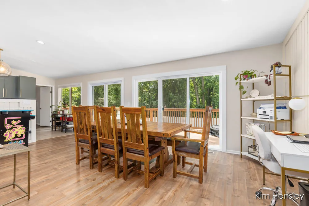 4736 Burton Street SE Kentwood, MI 49546