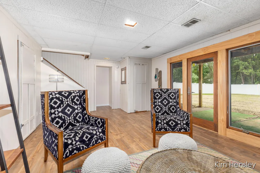 4736 Burton Street SE Kentwood, MI 49546