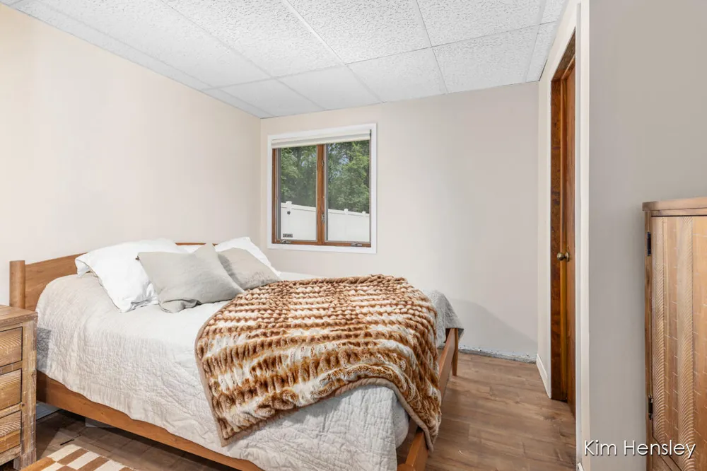 4736 Burton Street SE Kentwood, MI 49546