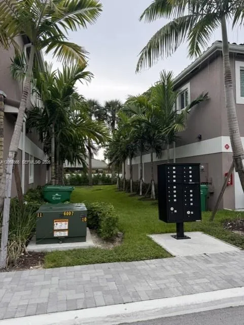 1571 NW 94th Way #1 Coral Springs, FL 33071
