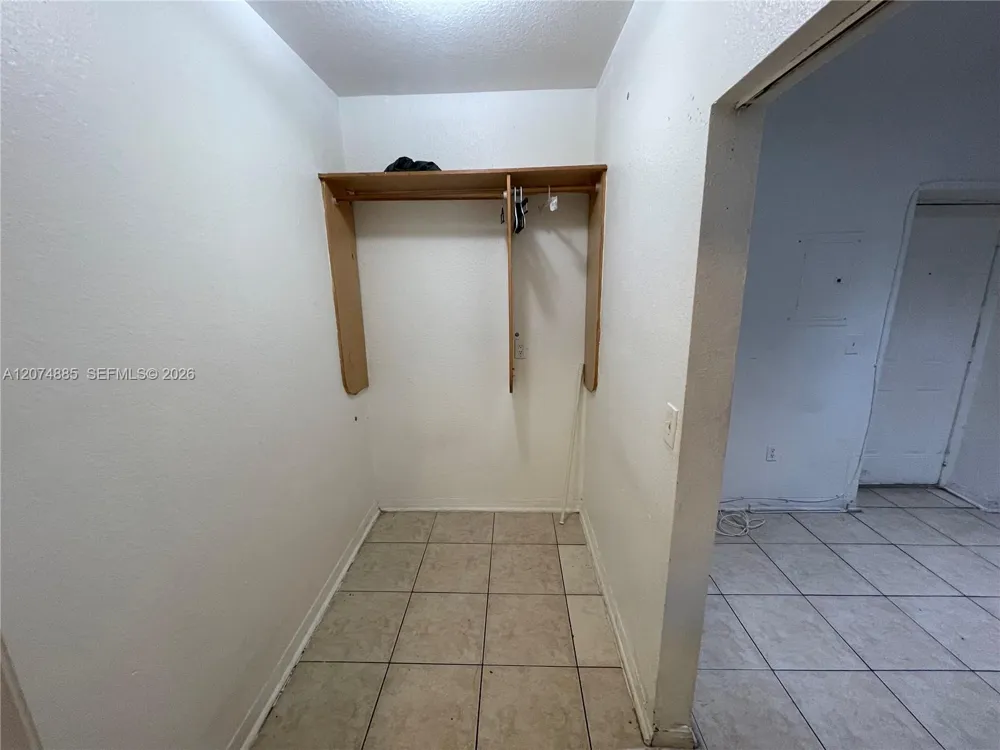 1021 NW 3rd St #207 Miami, FL 33128
