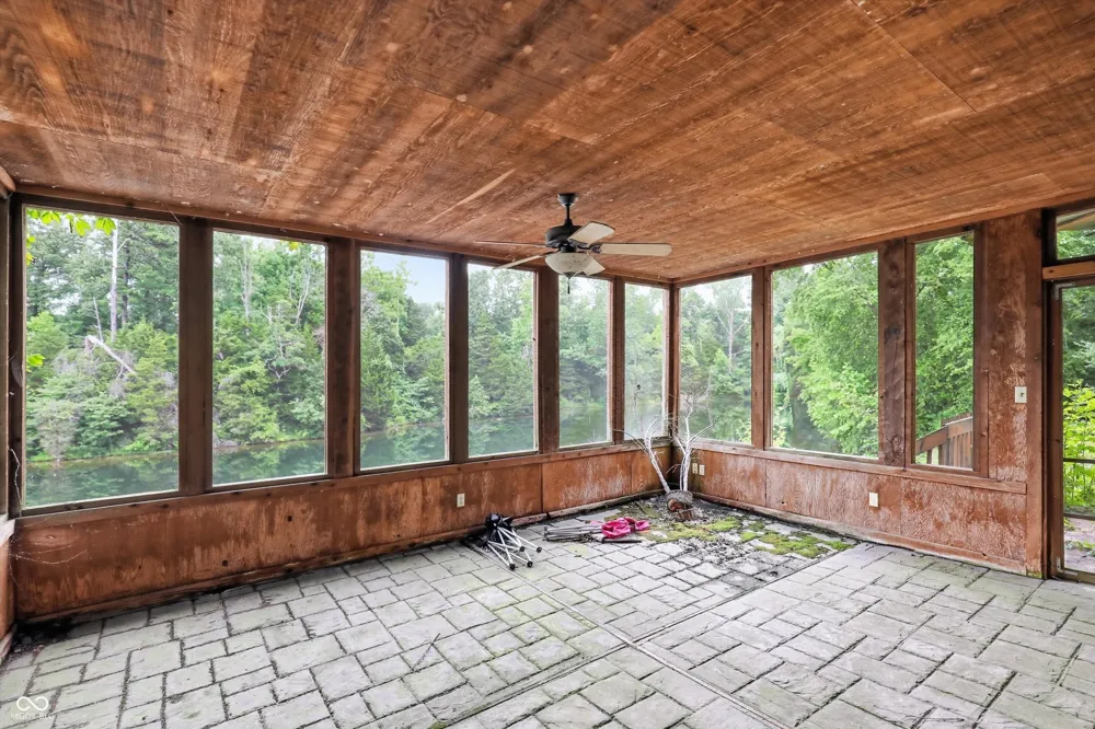 1577 E State Road 42 Center Point, IN 47840