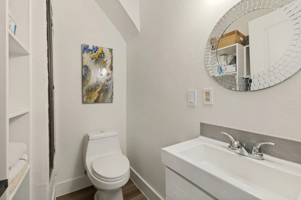 609 Fulton Street Dallas, TX 75214