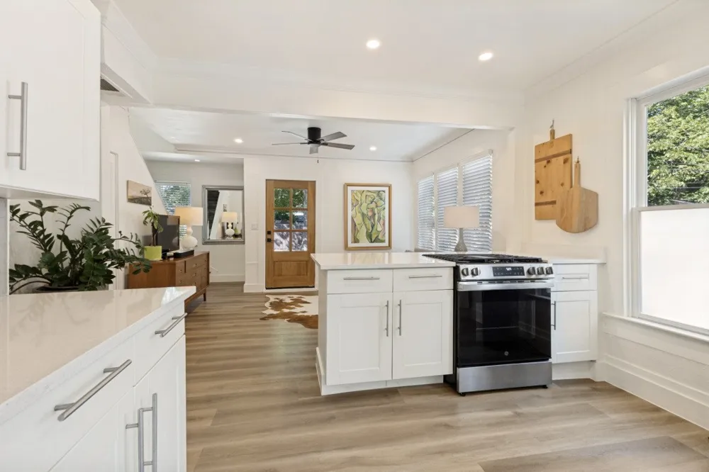 609 Fulton Street Dallas, TX 75214