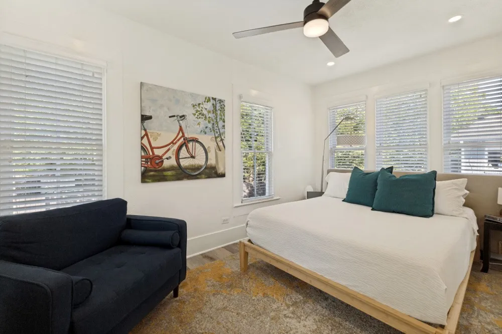 609 Fulton Street Dallas, TX 75214