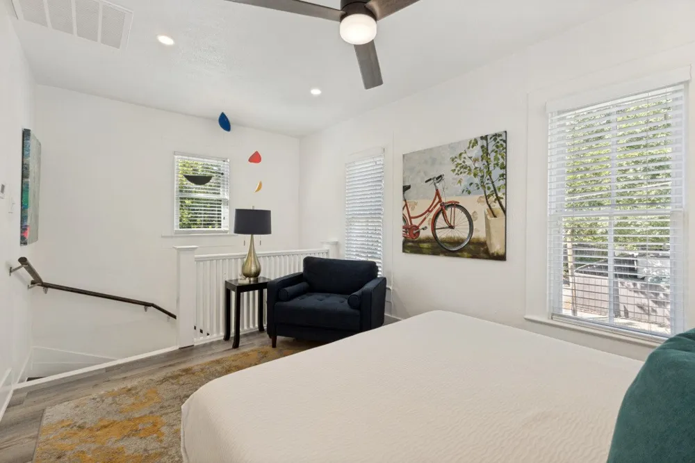 609 Fulton Street Dallas, TX 75214