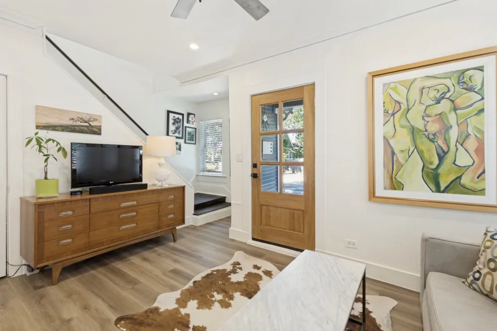 609 Fulton Street Dallas, TX 75214