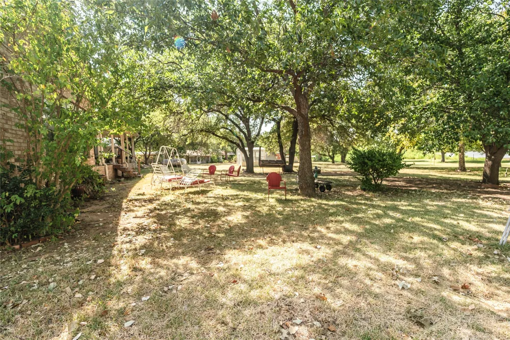 264 Oak Street Nocona, TX 76255