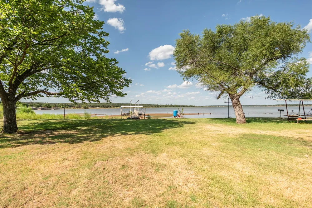 264 Oak Street Nocona, TX 76255
