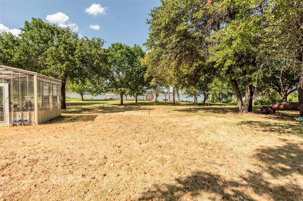 264 Oak Street Nocona, TX 76255
