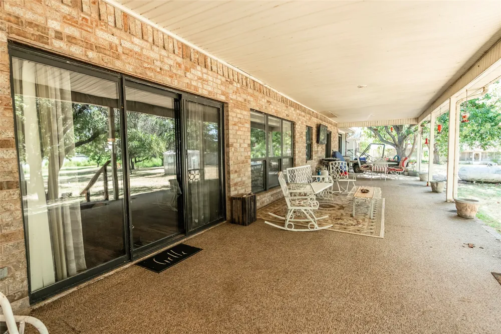 264 Oak Street Nocona, TX 76255
