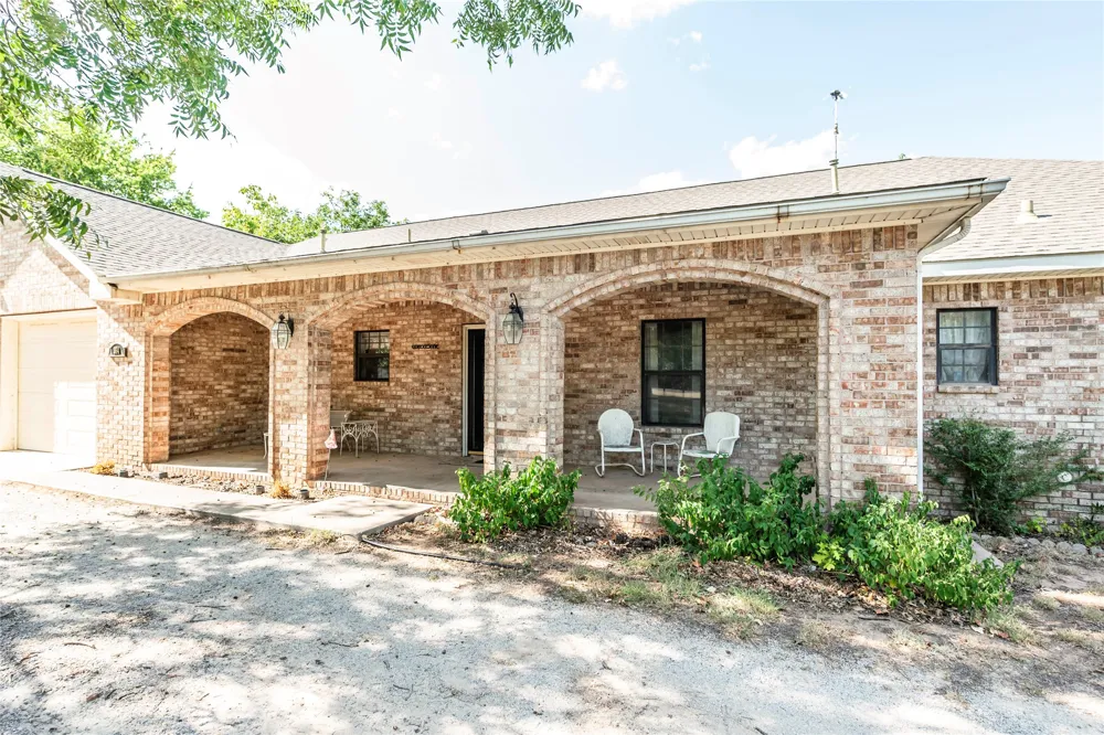 264 Oak Street Nocona, TX 76255