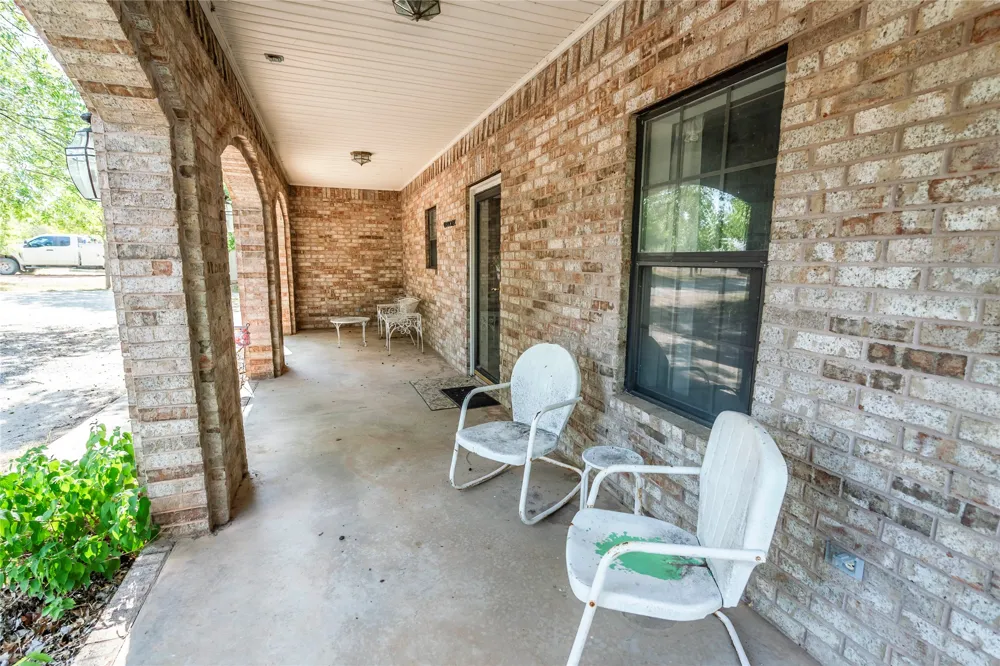 264 Oak Street Nocona, TX 76255