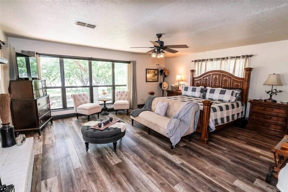 264 Oak Street Nocona, TX 76255