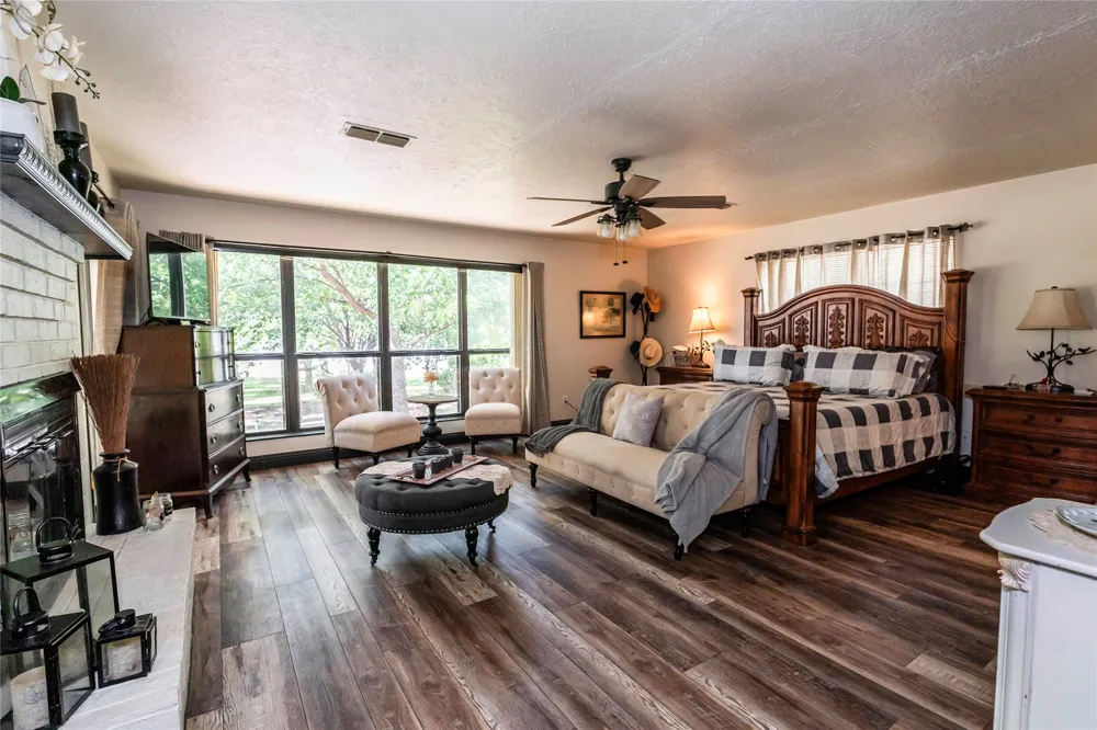 264 Oak Street Nocona, TX 76255