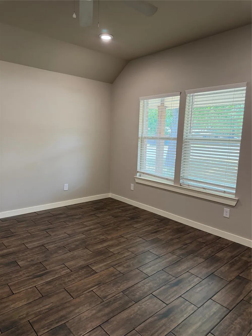 303 Colbert Avenue Sherman, TX 75090