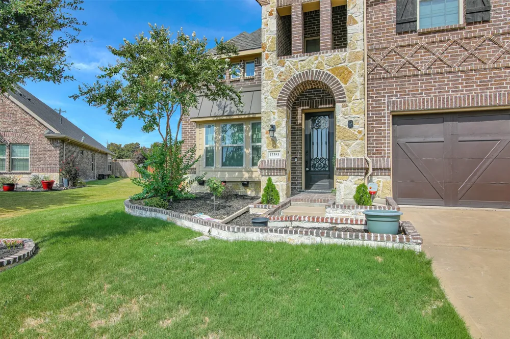 12353 Flowering Drive Frisco, TX 75035