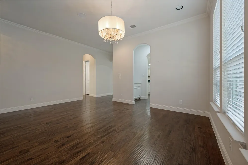 12908 Holbrook Drive Farmers Branch, TX 75234