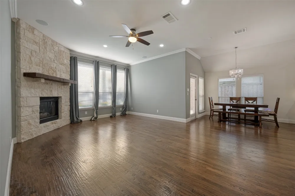 12908 Holbrook Drive Farmers Branch, TX 75234