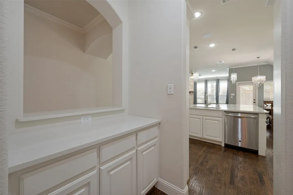 12908 Holbrook Drive Farmers Branch, TX 75234