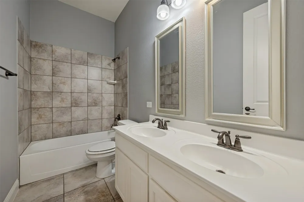 12908 Holbrook Drive Farmers Branch, TX 75234
