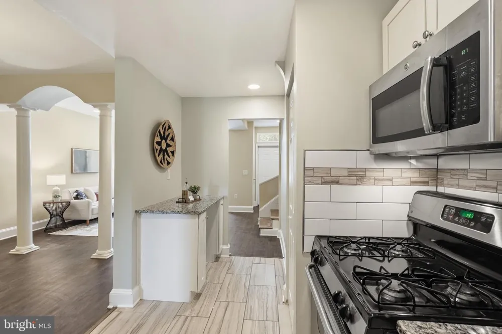 608 KENYON STREET NW Washington, DC 20010