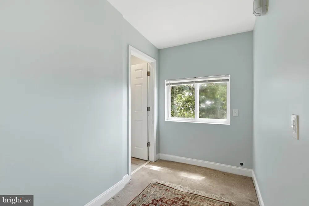 608 KENYON STREET NW Washington, DC 20010