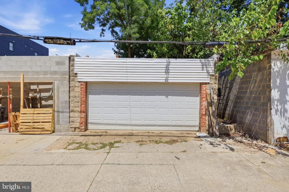 608 KENYON STREET NW Washington, DC 20010