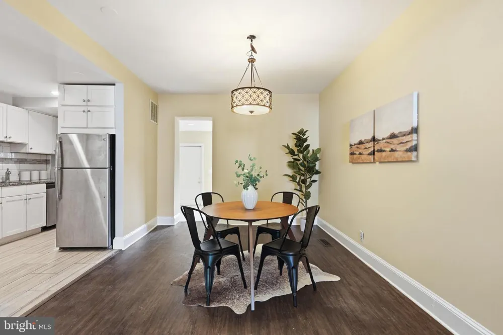 608 KENYON STREET NW Washington, DC 20010