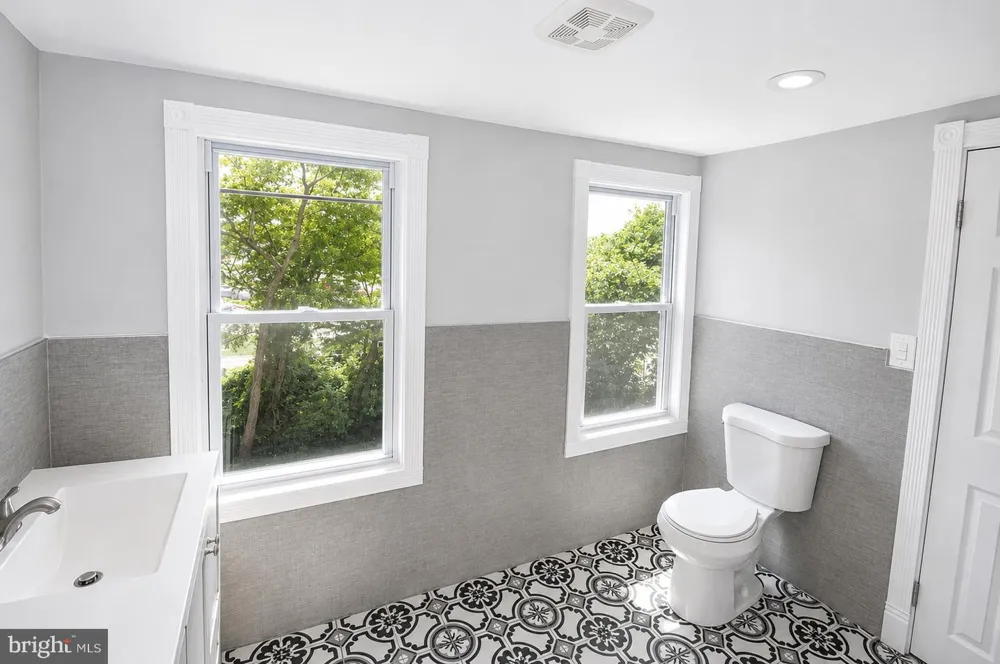 72 RANCOCAS ROAD Mount Holly, NJ 08060