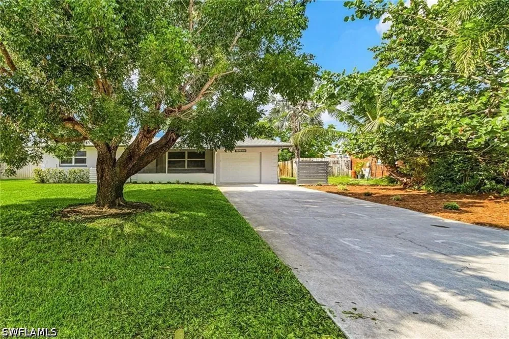 Pompei Lane Naples, FL 34103