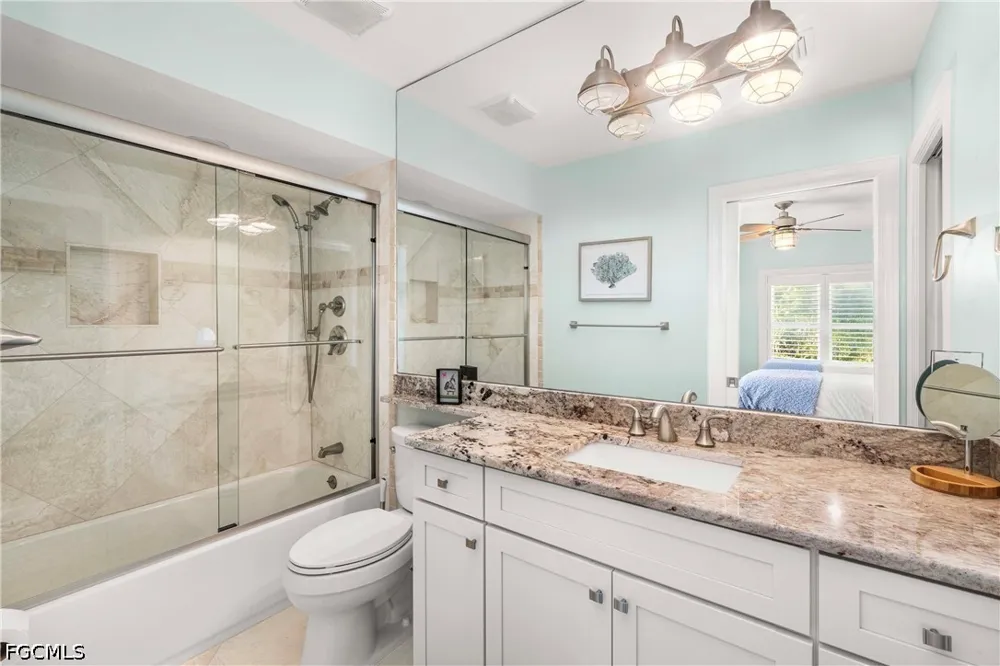 Bella Vista Way E Sanibel, FL 33957