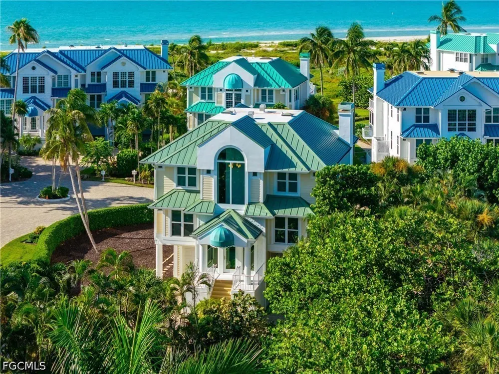 Bella Vista Way E Sanibel, FL 33957