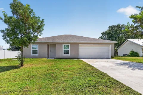 2078 SE JOYNER CIRCLE