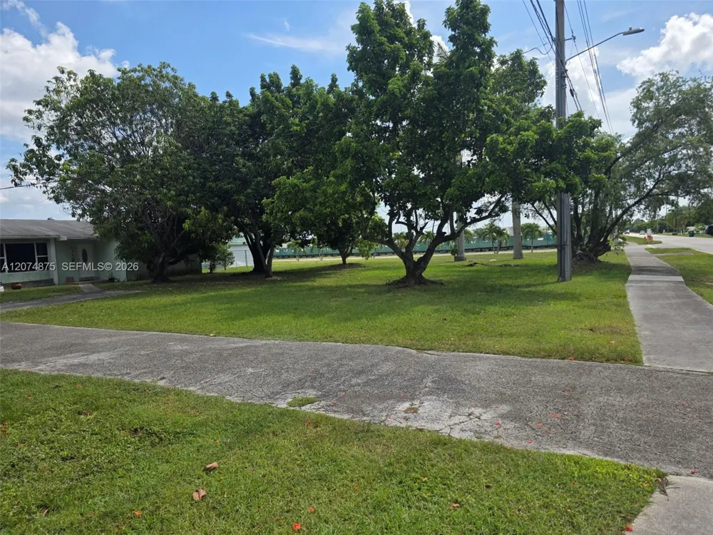 15905 SW 280th St Homestead, FL 33031