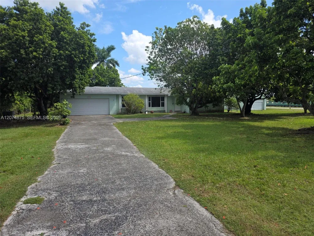 15905 SW 280th St Homestead, FL 33031