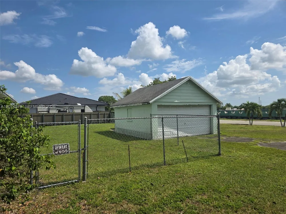 15905 SW 280th St Homestead, FL 33031