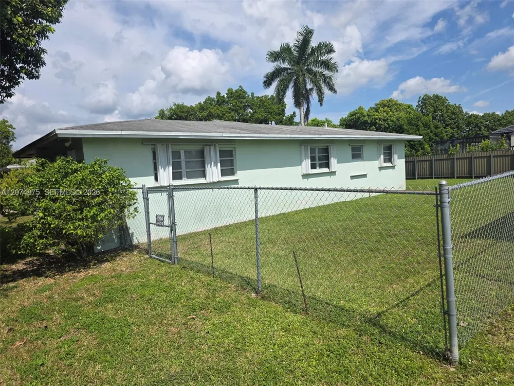 15905 SW 280th St Homestead, FL 33031