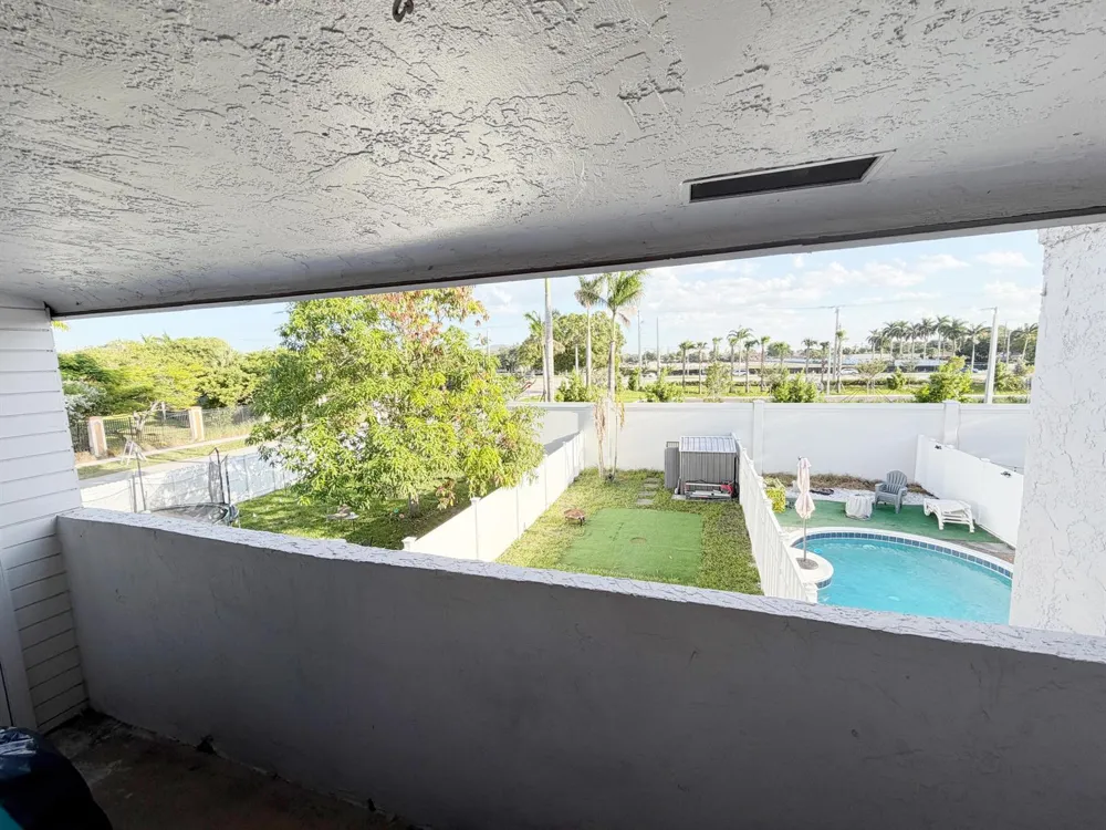 9054 NW 35TH PLACE Sunrise, FL 33351