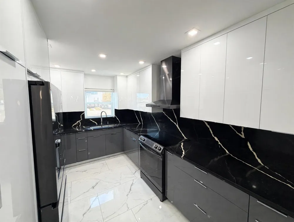 9054 NW 35TH PLACE Sunrise, FL 33351