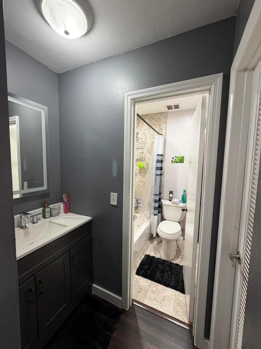 9054 NW 35TH PLACE Sunrise, FL 33351