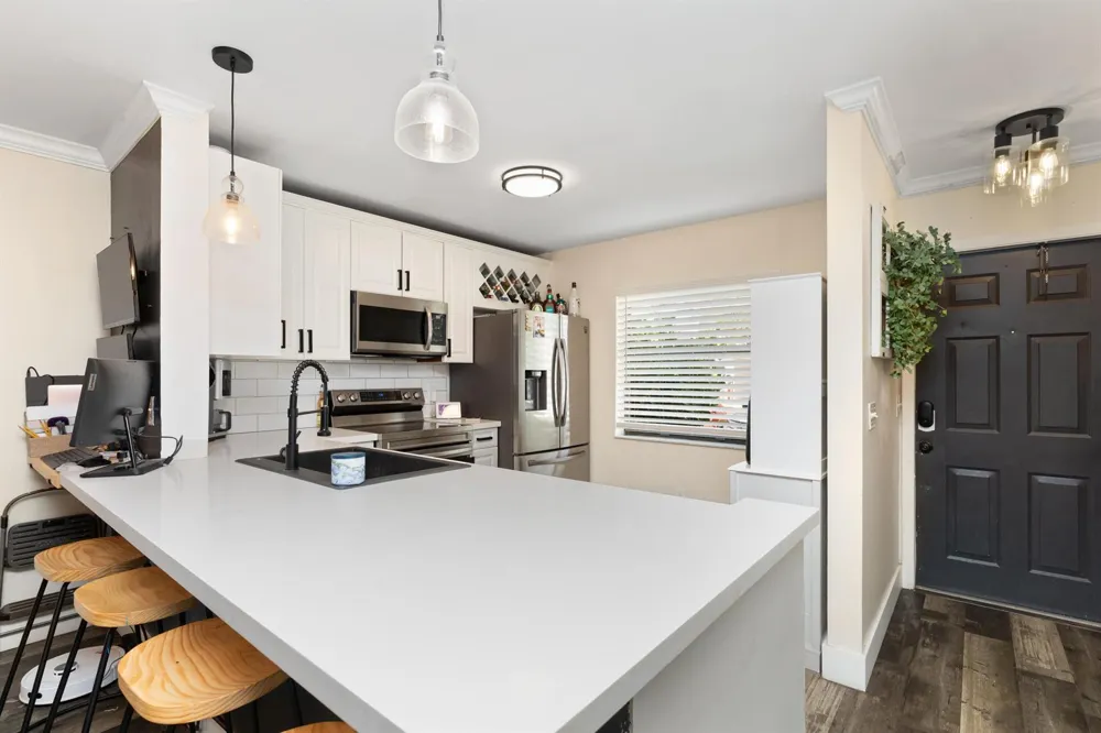 761 NW 106th Avenue Pembroke Pines, FL 33026