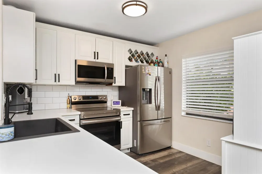 761 NW 106th Avenue Pembroke Pines, FL 33026