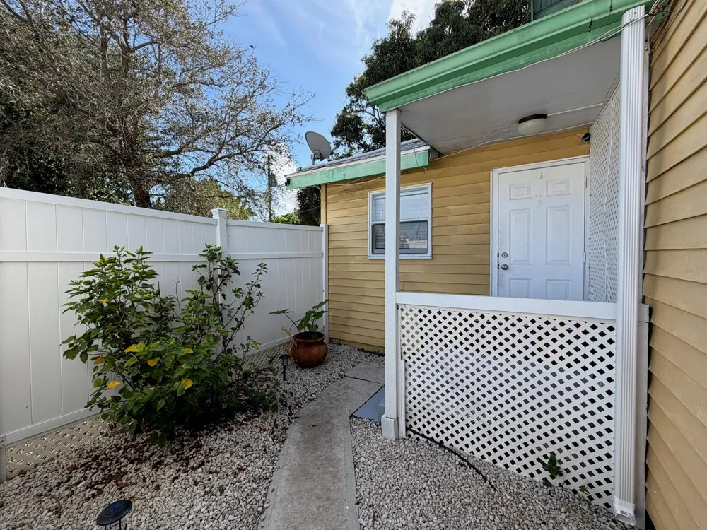 201 S Swinton Avenue #c Delray Beach, FL 33444