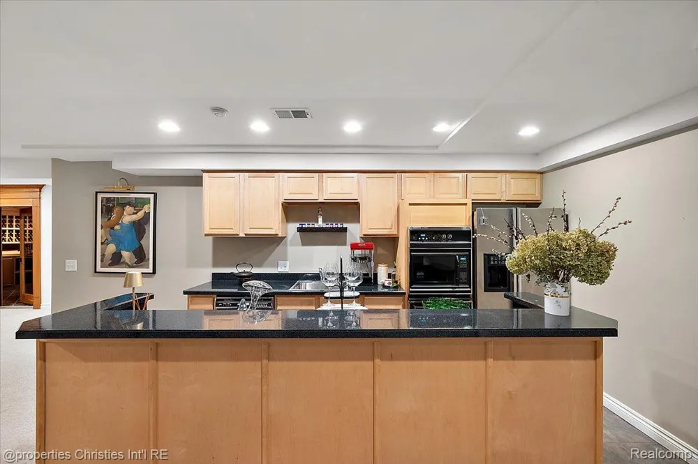2010 Northlawn Boulevard Birmingham City, MI 48009