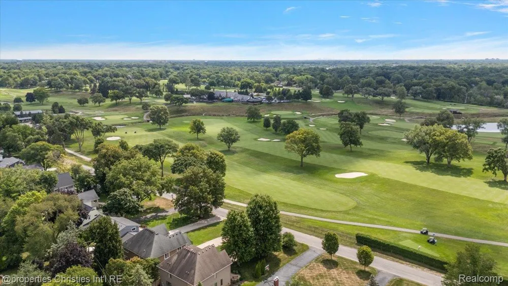 2010 Northlawn Boulevard Birmingham City, MI 48009