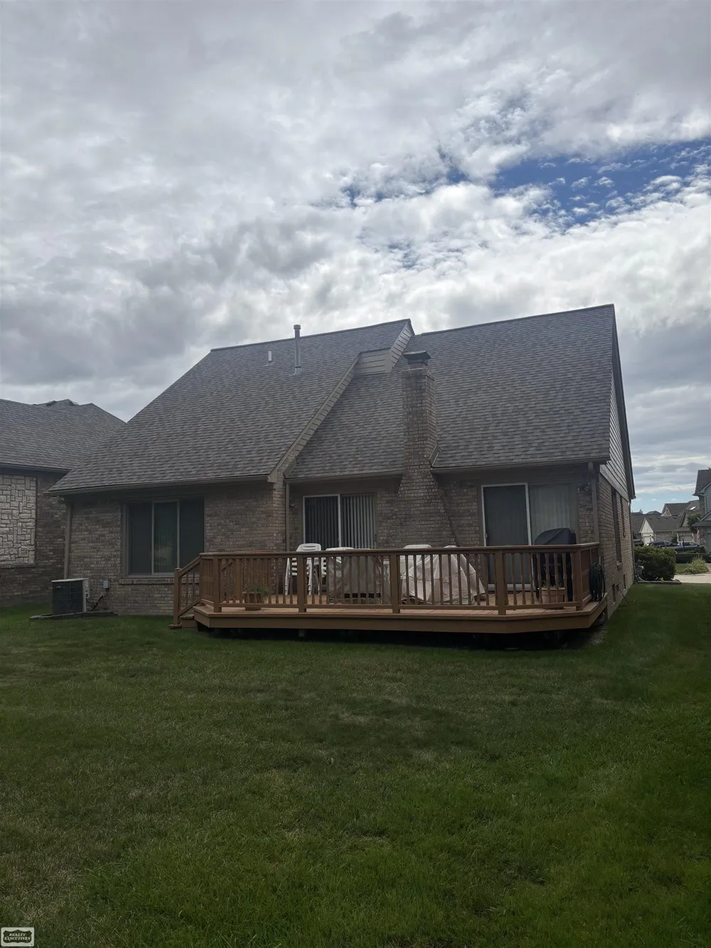 16371 Paint Creek Circle Macomb Township, MI 48042