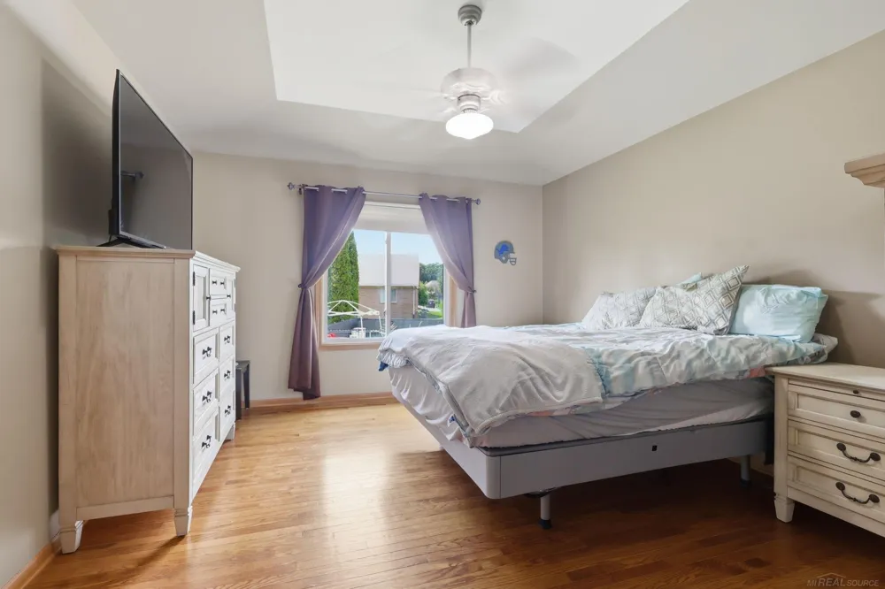 47641 Beacon Square Drive Macomb Township, MI 48044