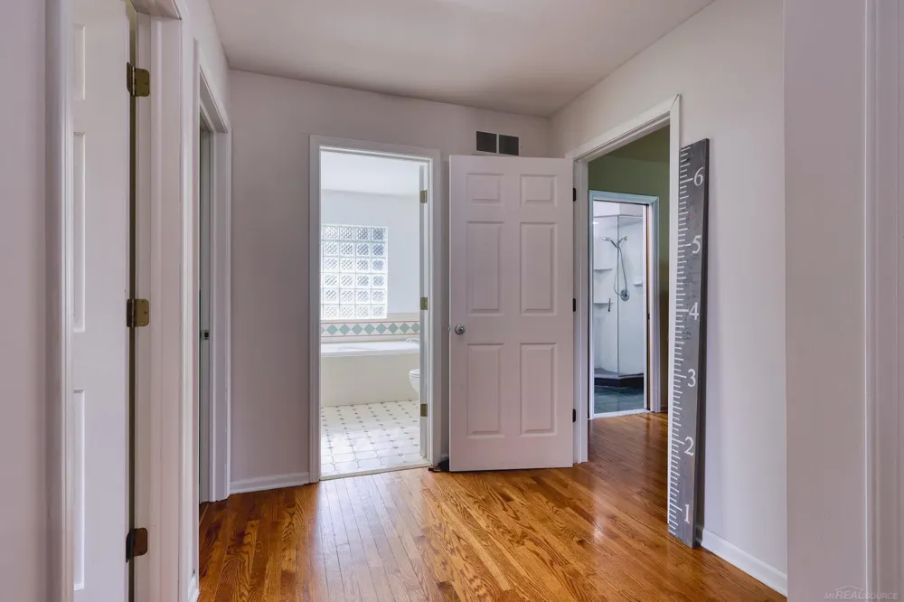 47641 Beacon Square Drive Macomb Township, MI 48044