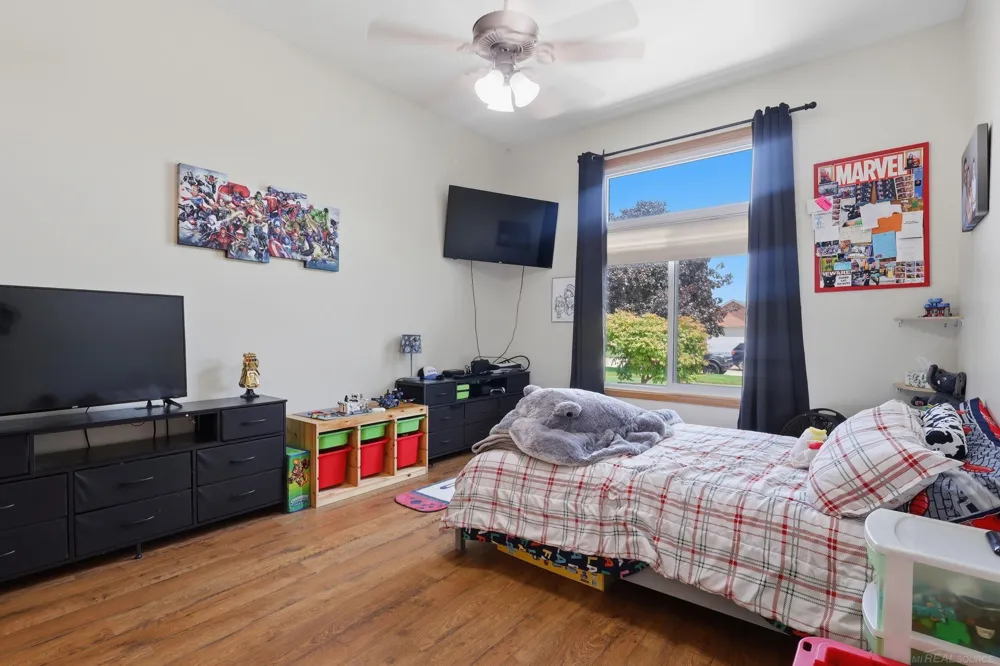 47641 Beacon Square Drive Macomb Township, MI 48044
